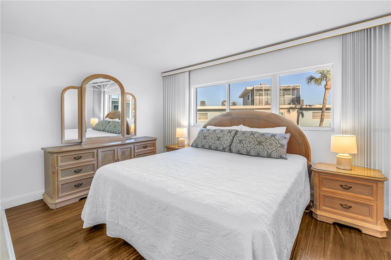 Image 14 of 35 For 6161 Gulf Winds Drive 249