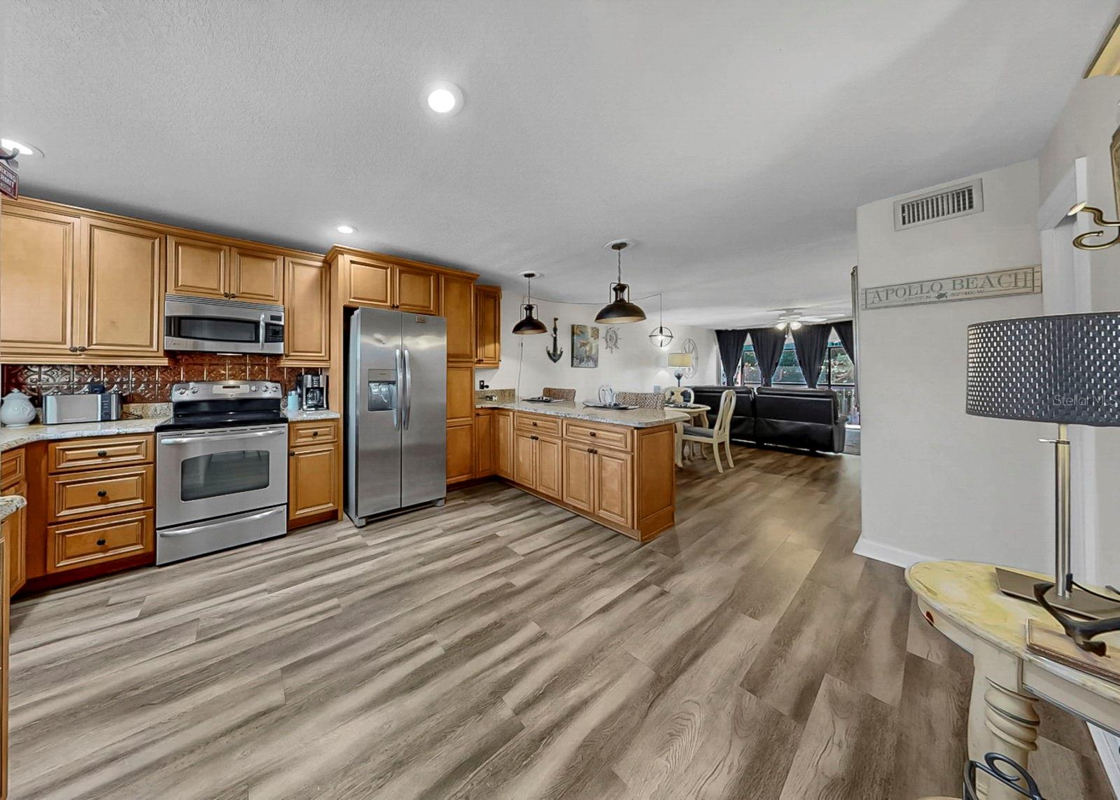 Image 9 of 36 For 1028 Apollo Beach Boulevard 204