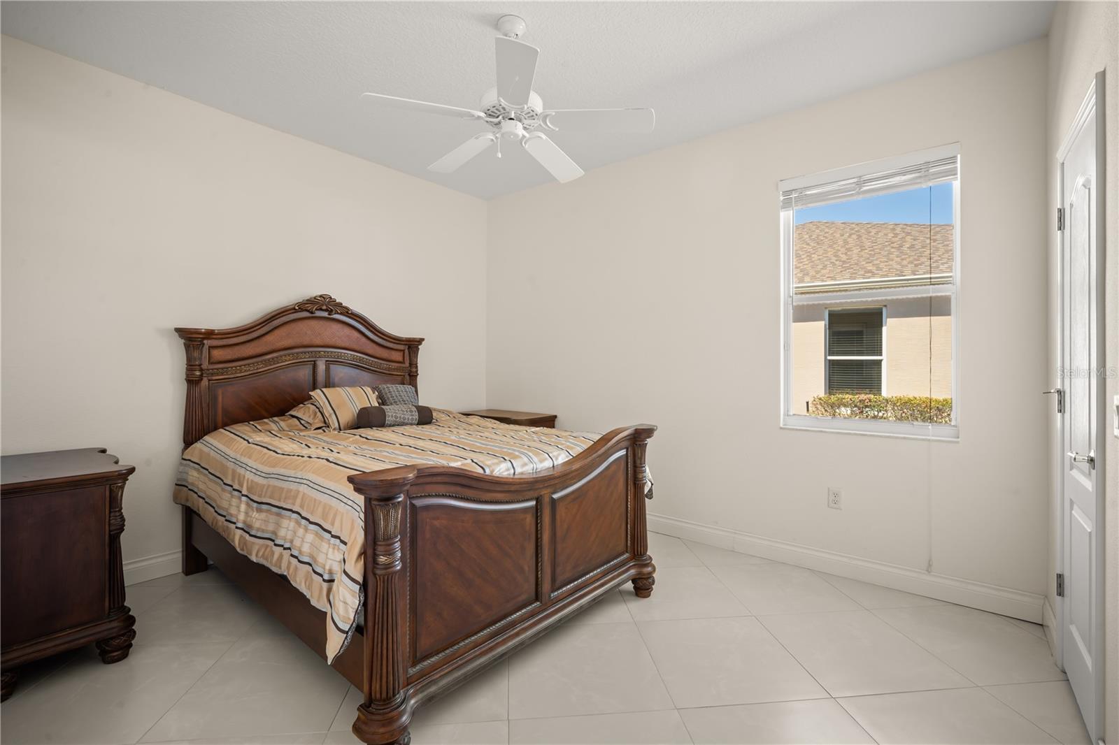 Image 16 of 30 For 1643 Lakestone Drive