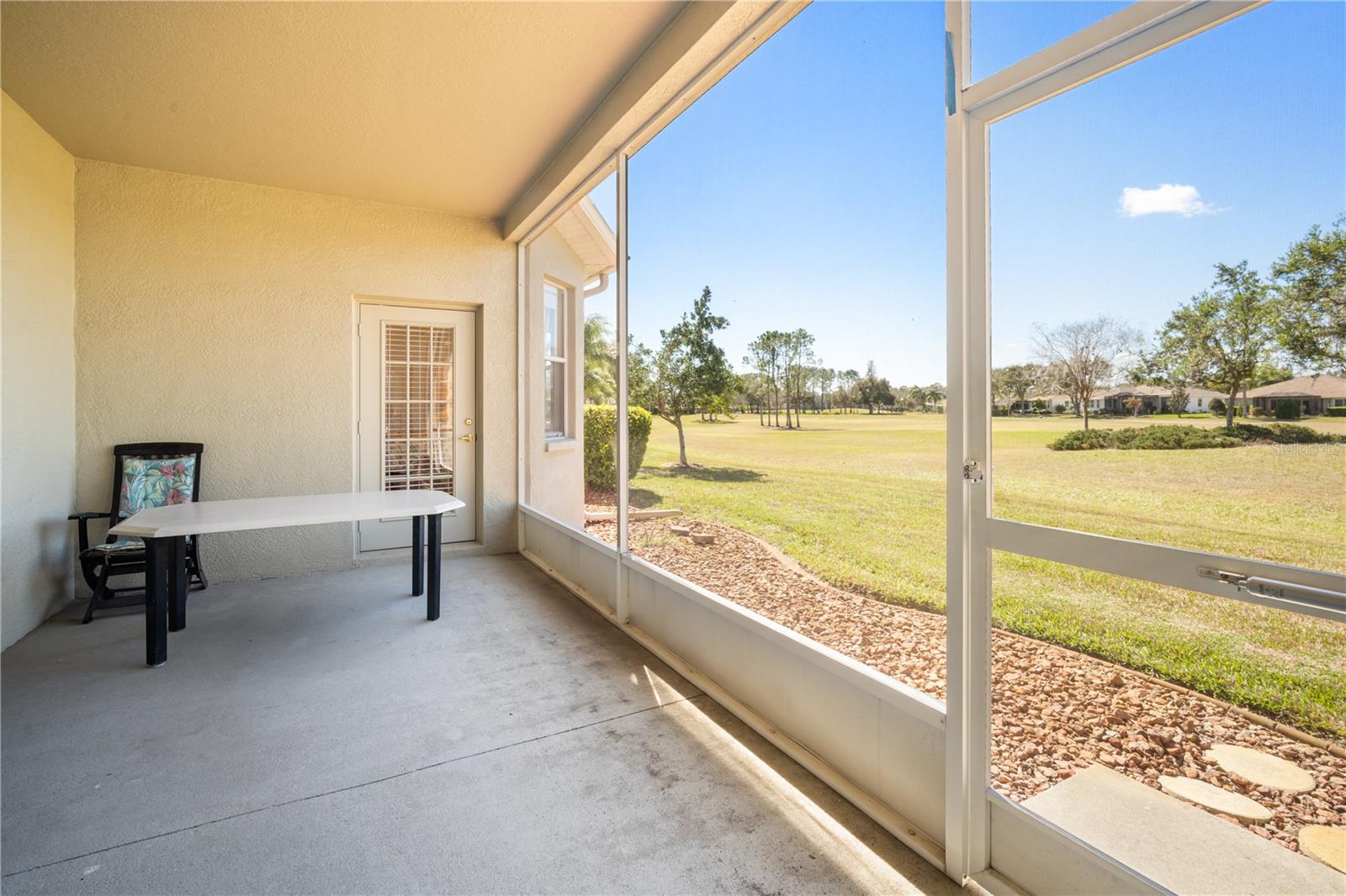 Image 21 of 30 For 1643 Lakestone Drive