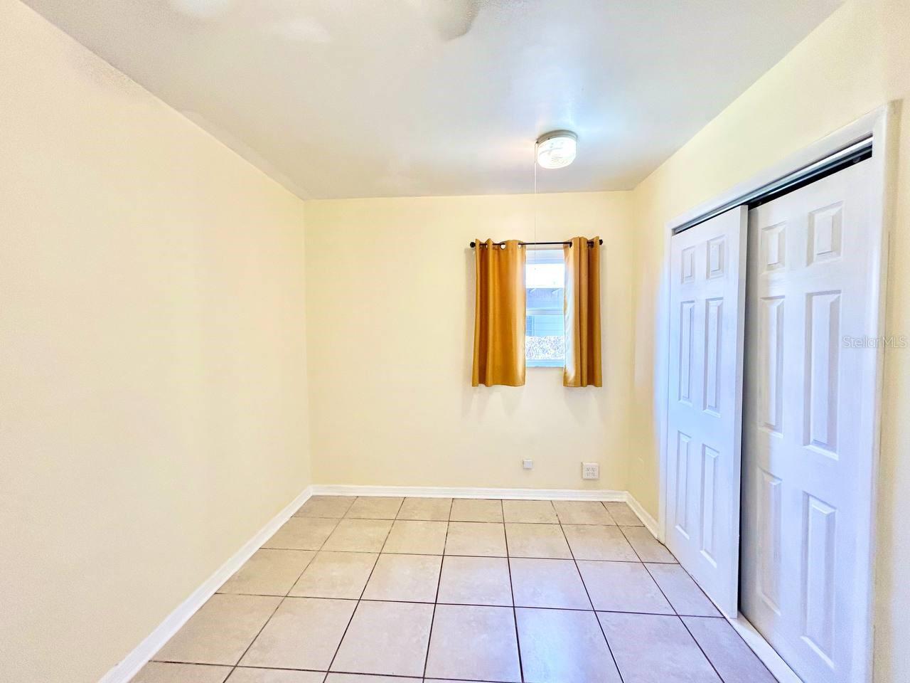 Image 11 of 24 For 5209 10th Avenue S