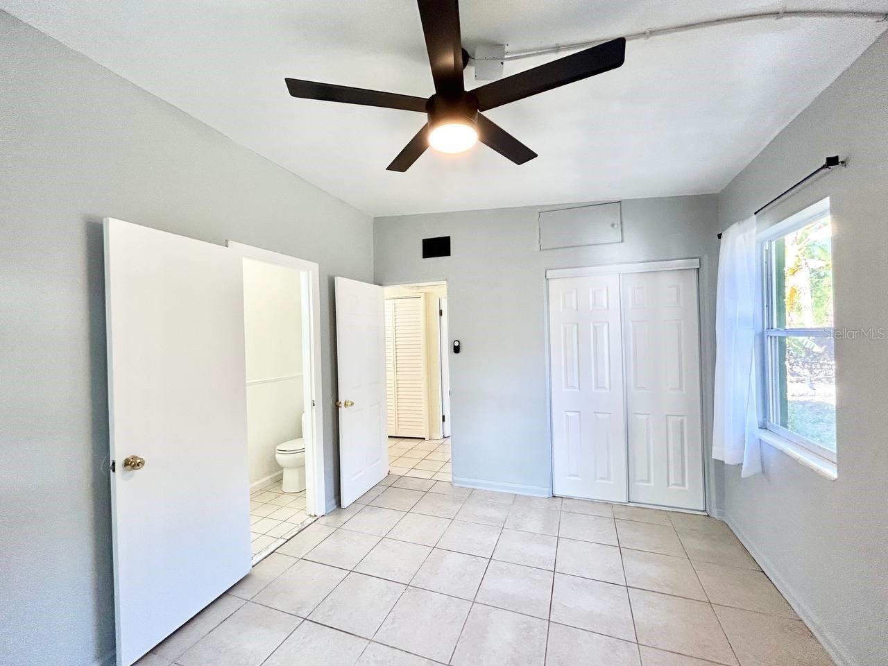 Image 16 of 24 For 5209 10th Avenue S