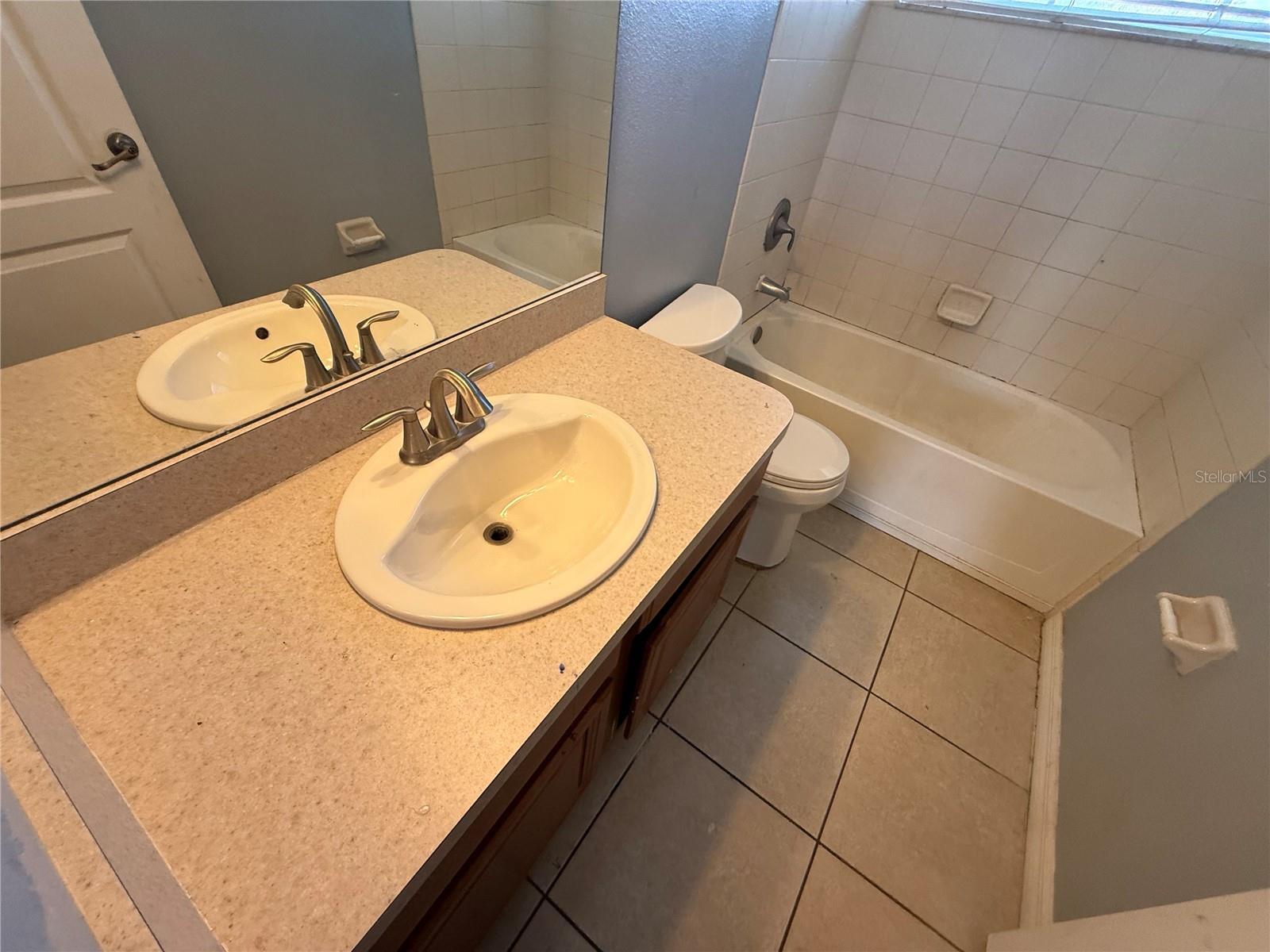 Image 17 of 23 For 11642 Addison Chase Drive