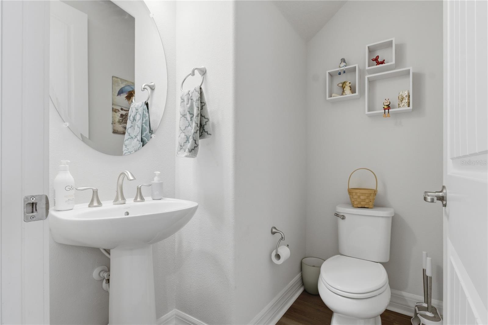 Image 18 of 55 For 18138 Frame Bend