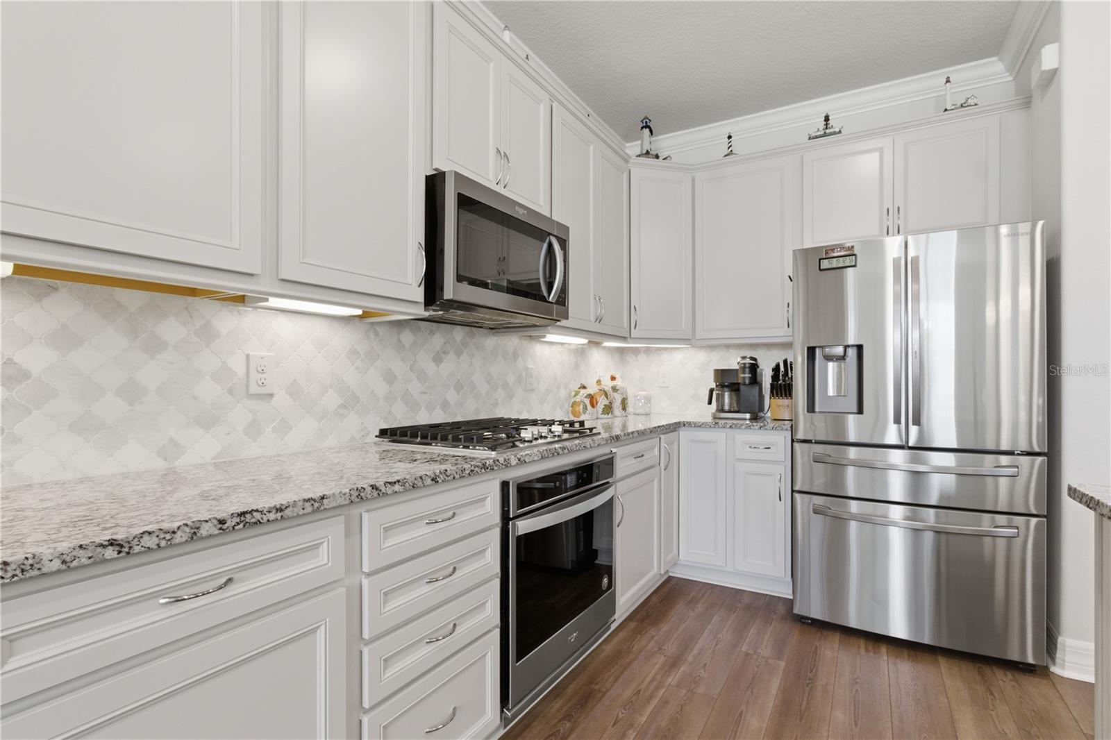 Image 8 of 55 For 18138 Frame Bend