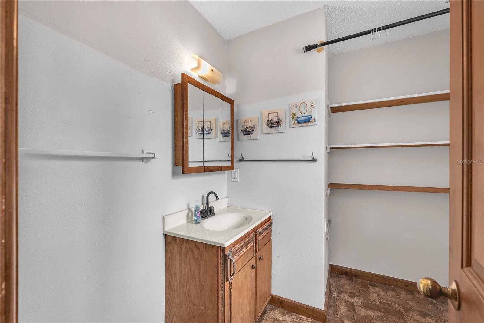 Image 16 of 23 For 38719 12th Avenue