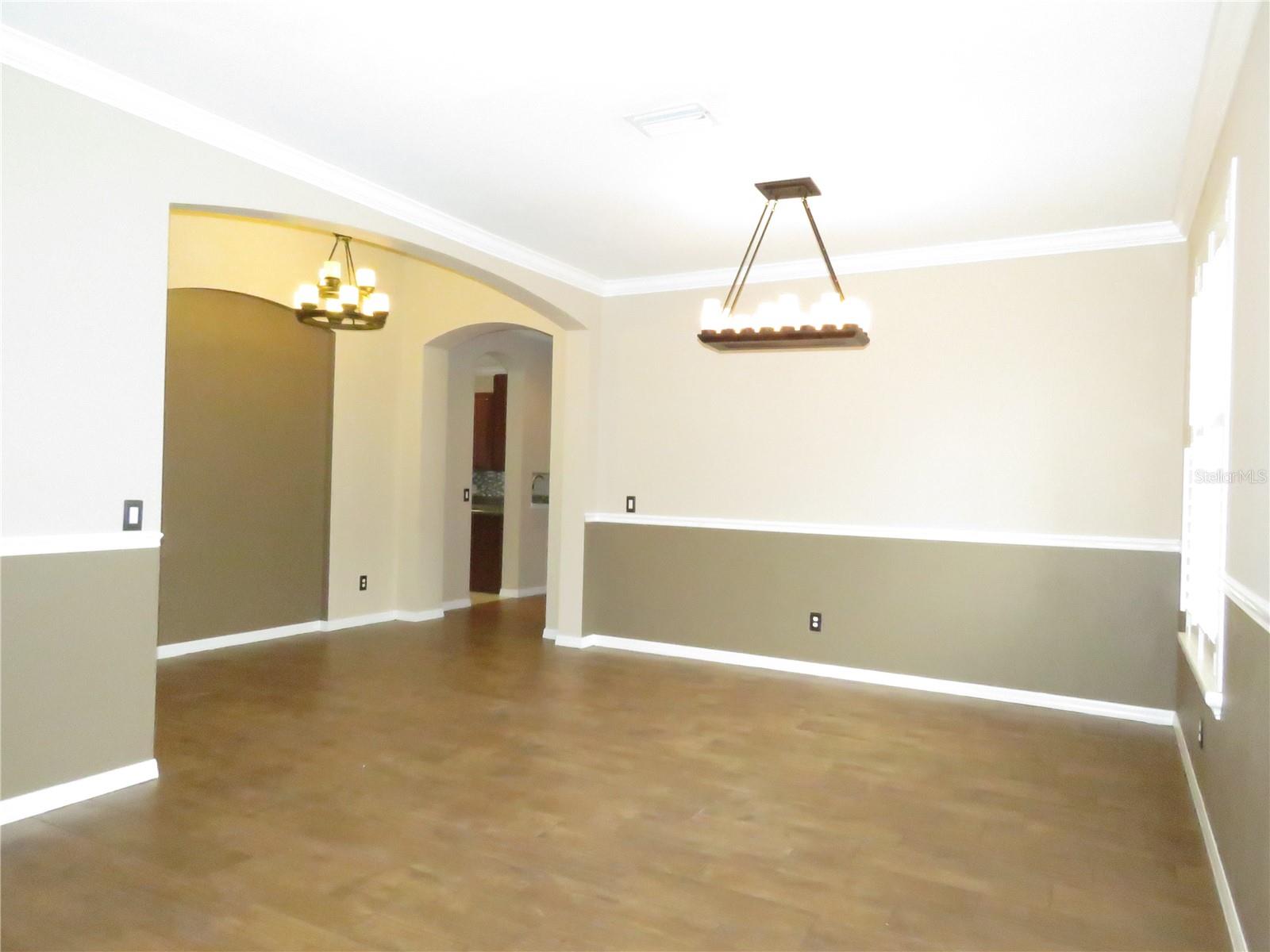 Image 2 of 12 For 433 Dunaway Drive