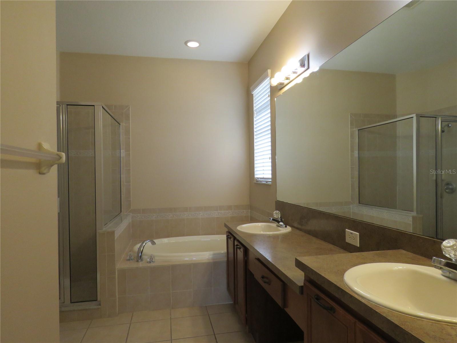 Image 5 of 12 For 433 Dunaway Drive