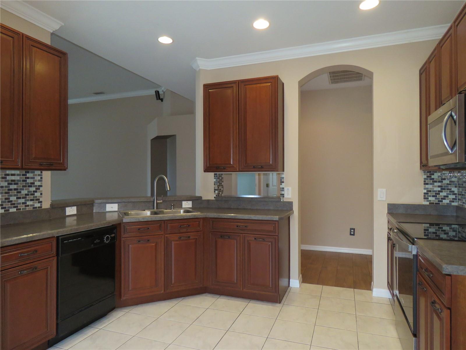 Image 9 of 12 For 433 Dunaway Drive