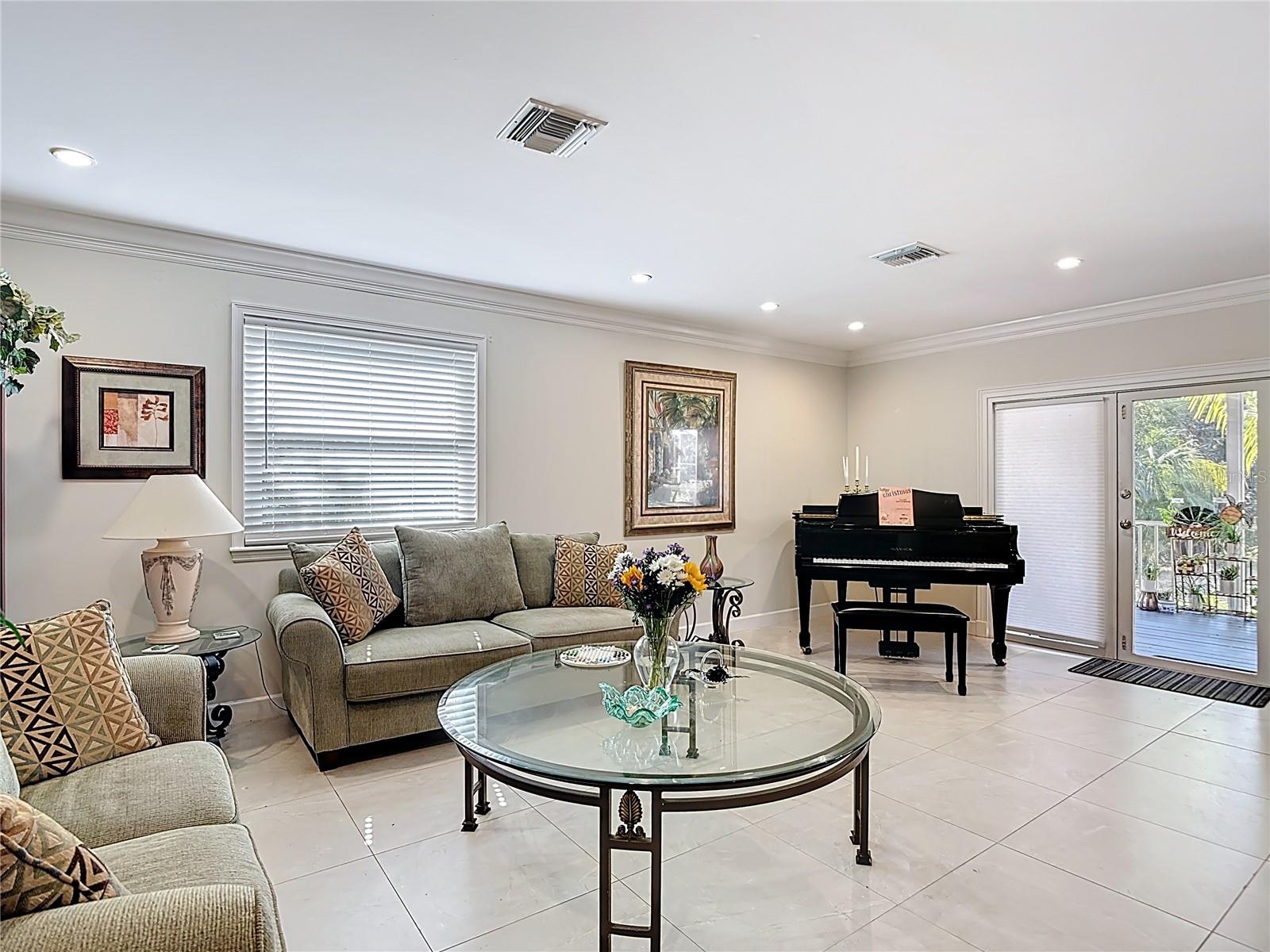 Image 12 of 100 For 16200 Forest Oaks Drive