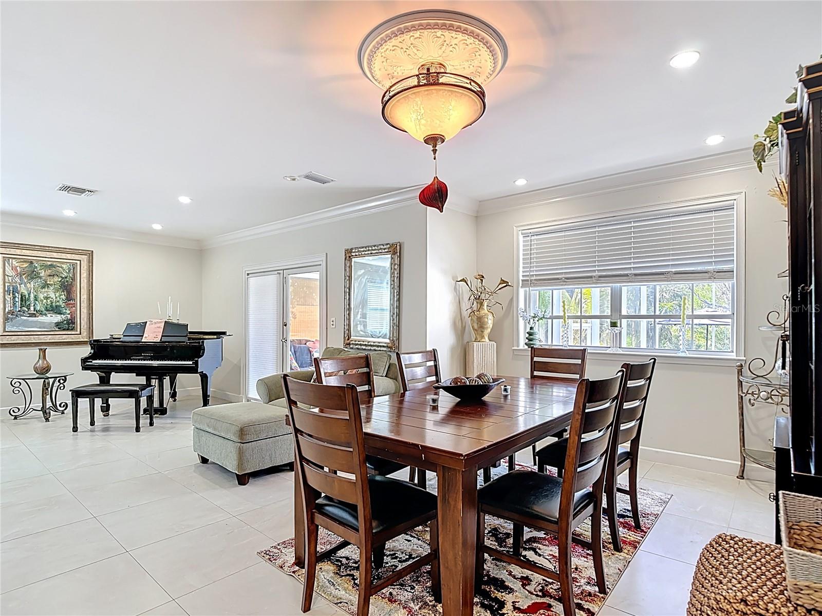 Image 17 of 100 For 16200 Forest Oaks Drive