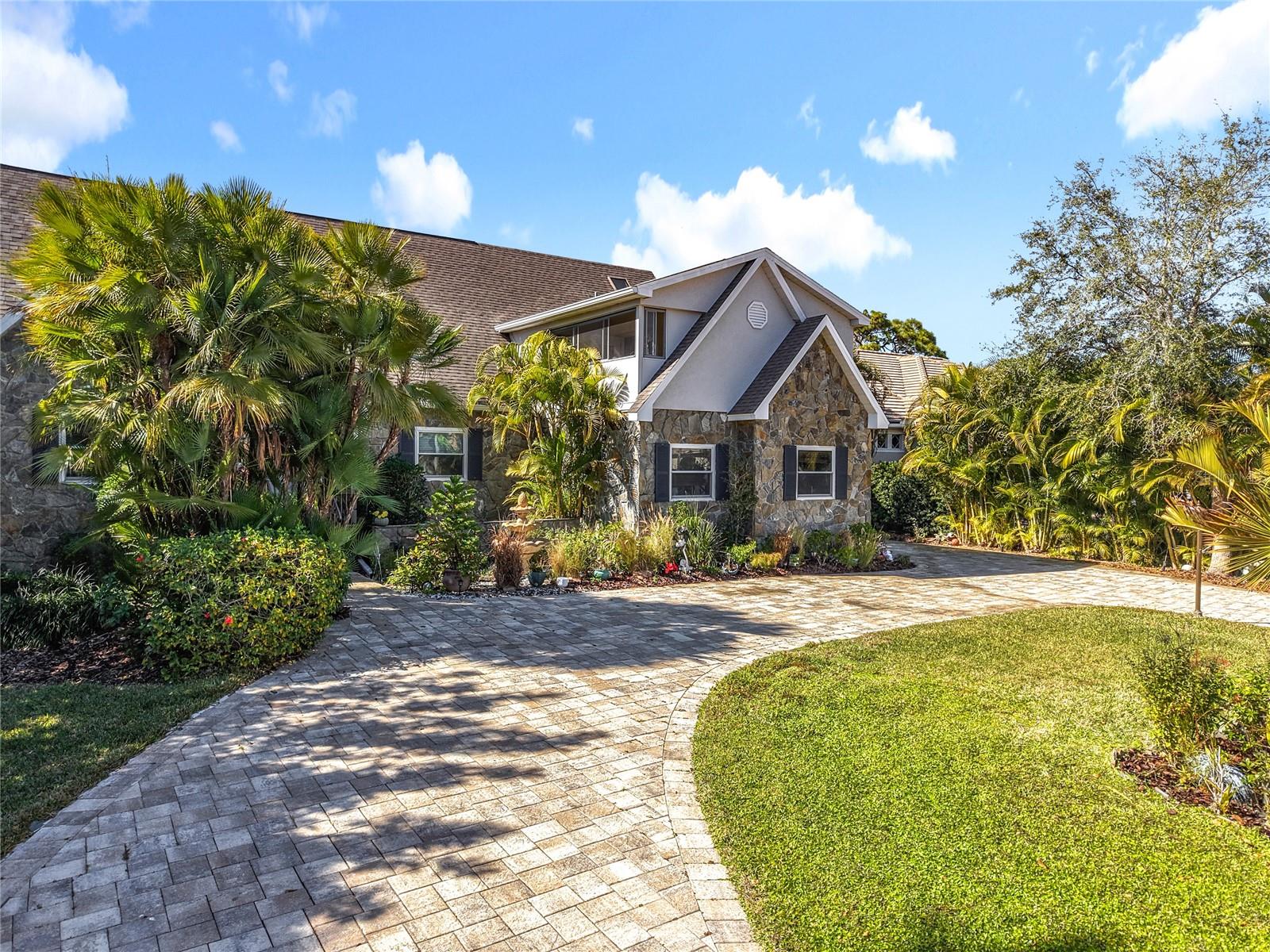 Image 2 of 100 For 16200 Forest Oaks Drive