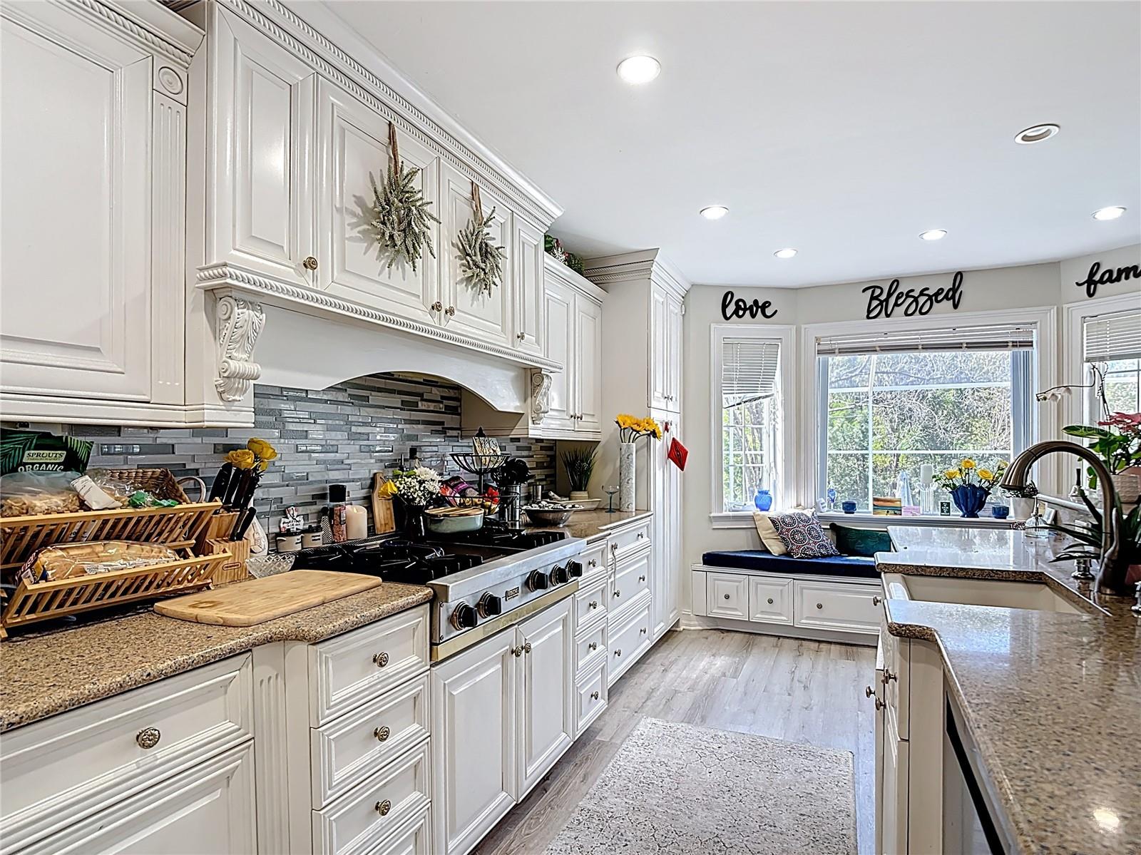 Image 25 of 100 For 16200 Forest Oaks Drive