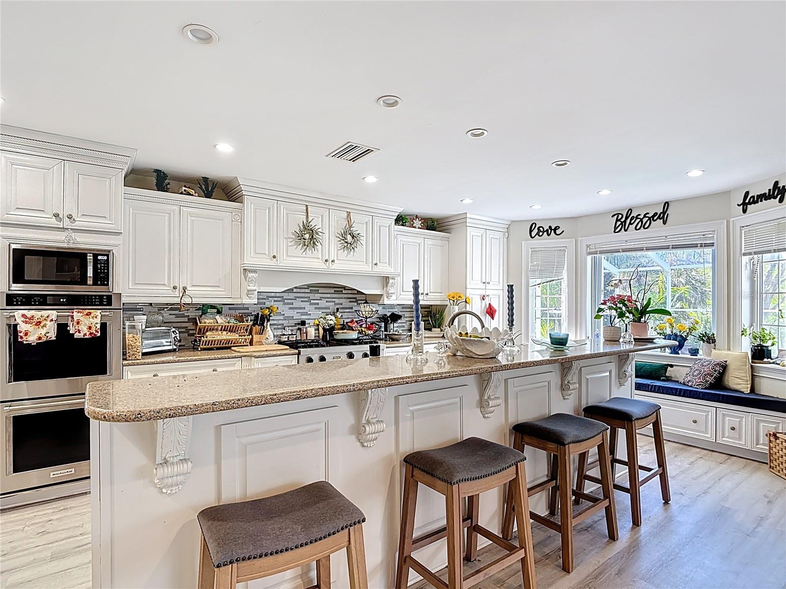 Image 32 of 100 For 16200 Forest Oaks Drive