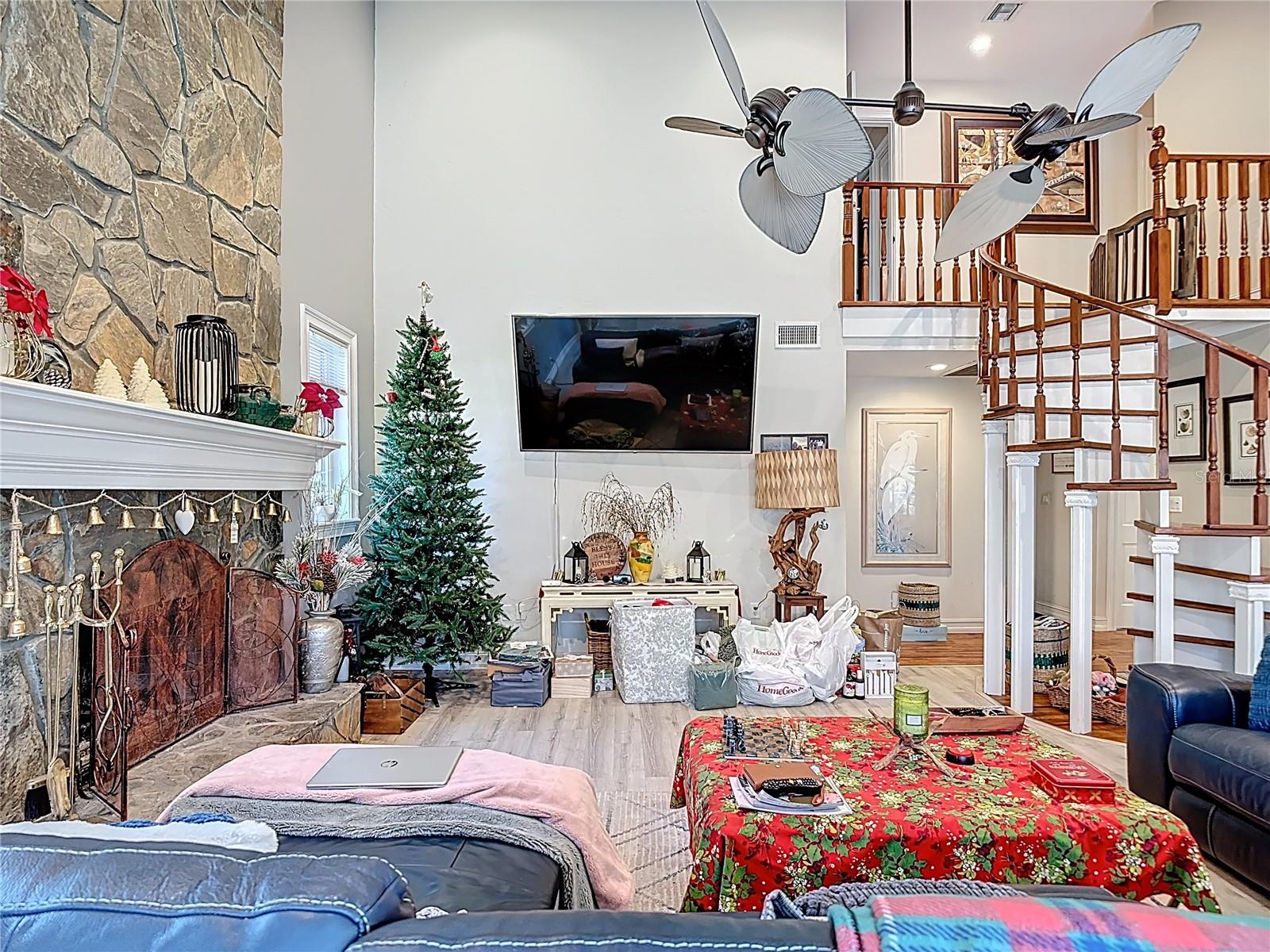 Image 38 of 100 For 16200 Forest Oaks Drive