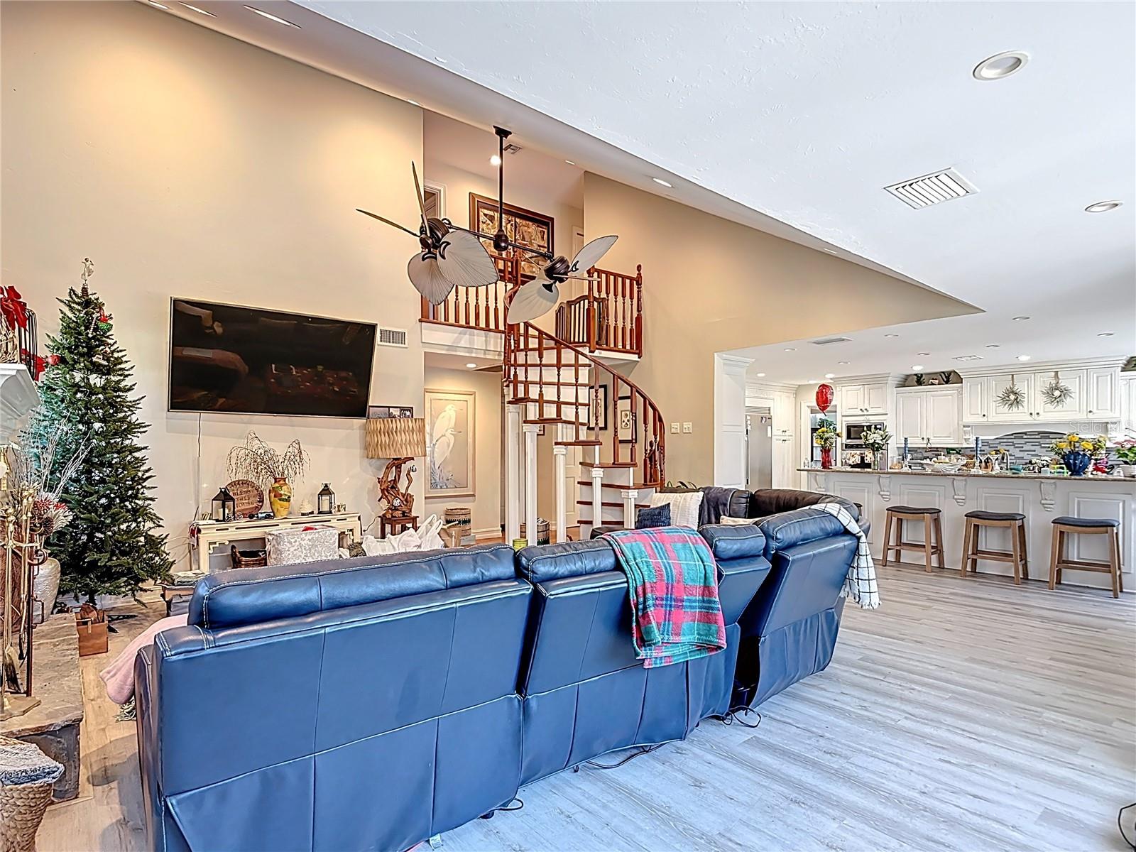 Image 40 of 100 For 16200 Forest Oaks Drive