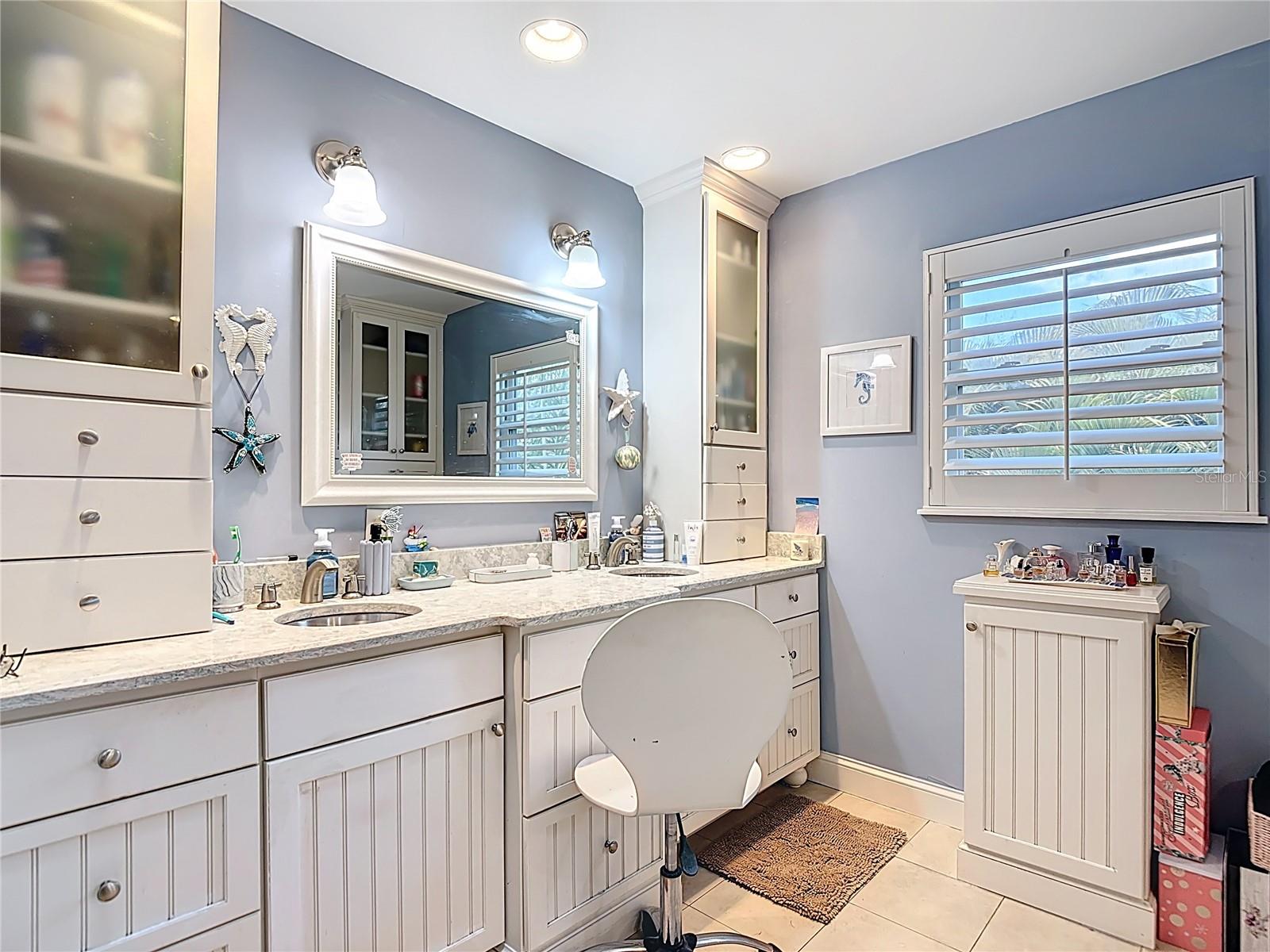 Image 53 of 100 For 16200 Forest Oaks Drive