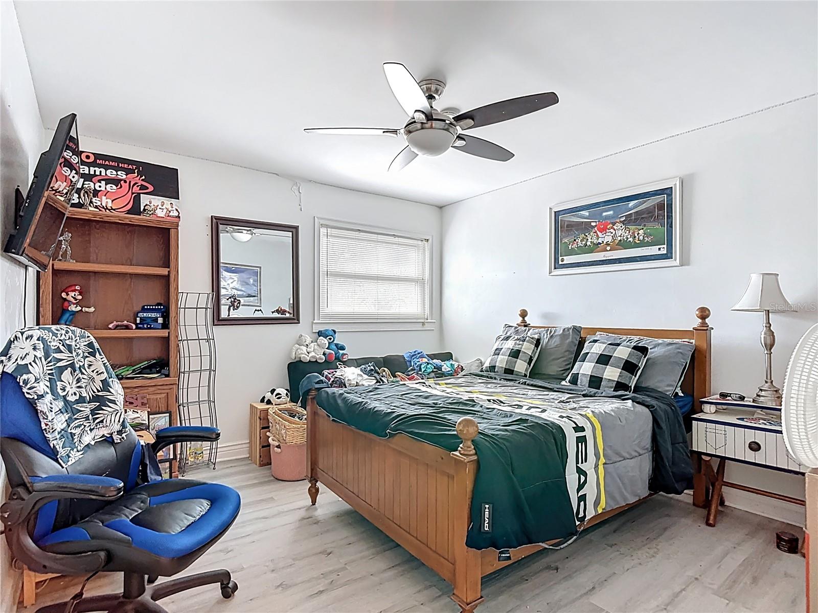 Image 60 of 100 For 16200 Forest Oaks Drive