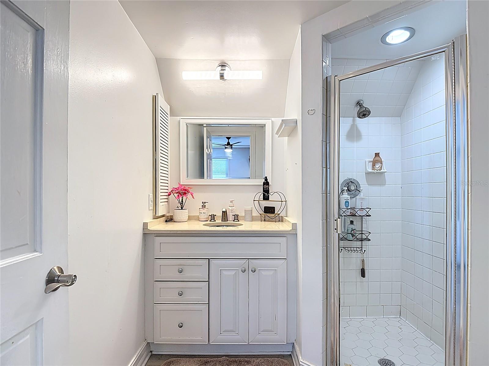 Image 67 of 100 For 16200 Forest Oaks Drive