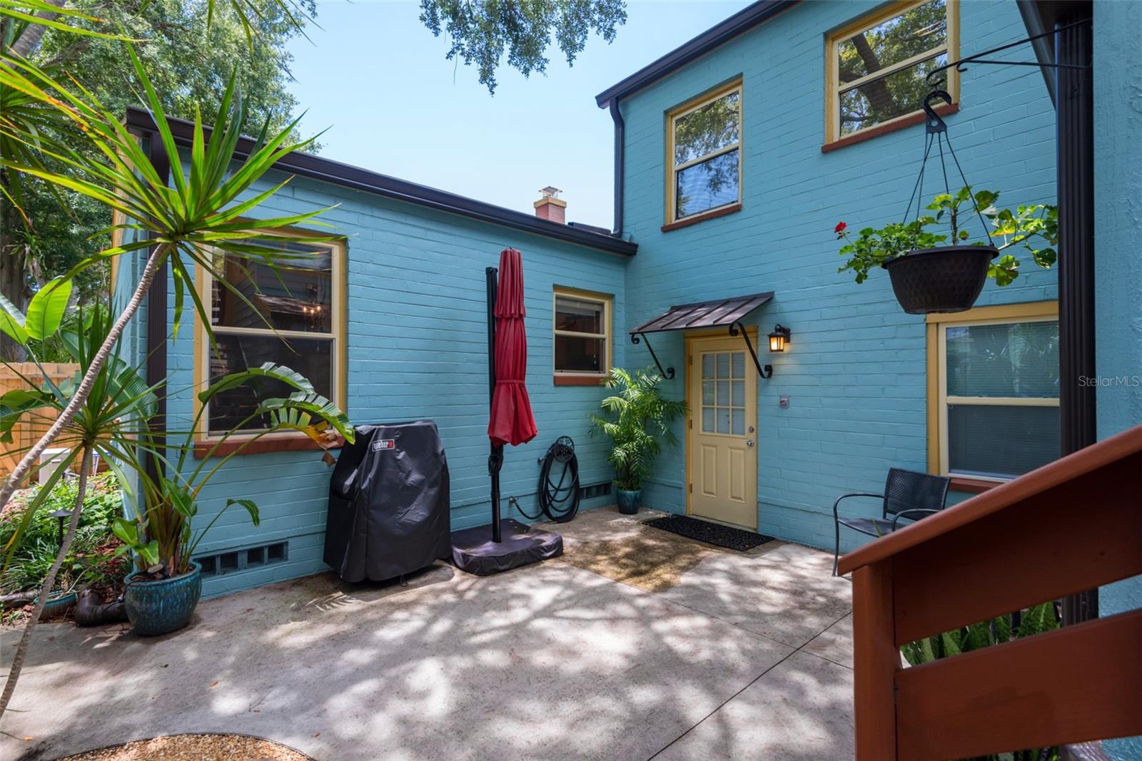 Image 20 of 39 For 135 17th Avenue N