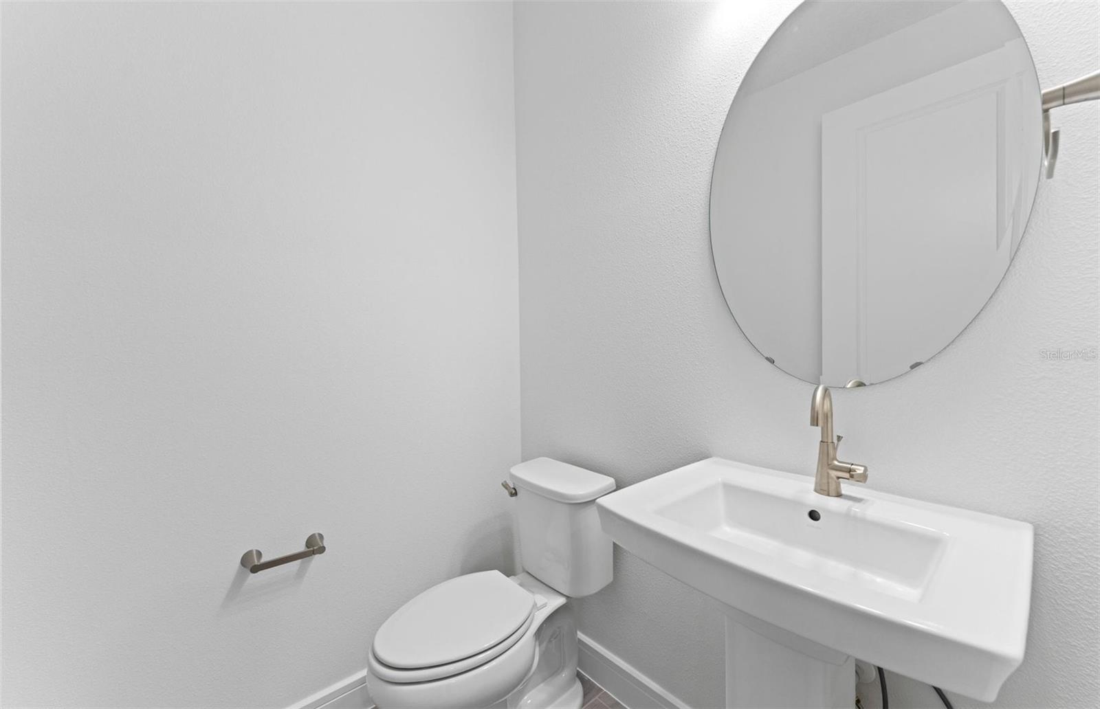 Image 15 of 35 For 6235 84th Avenue