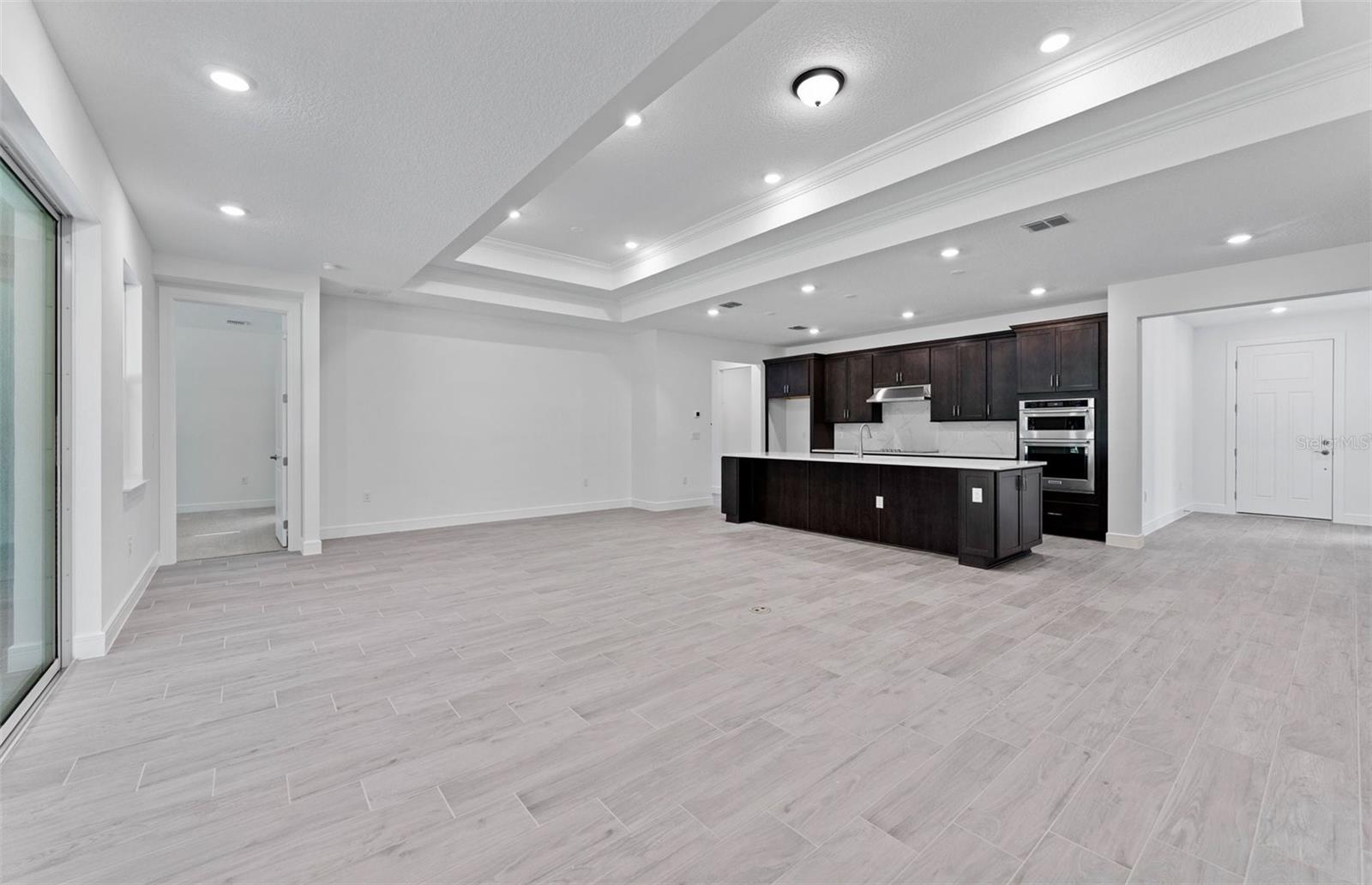 Image 6 of 35 For 6235 84th Avenue