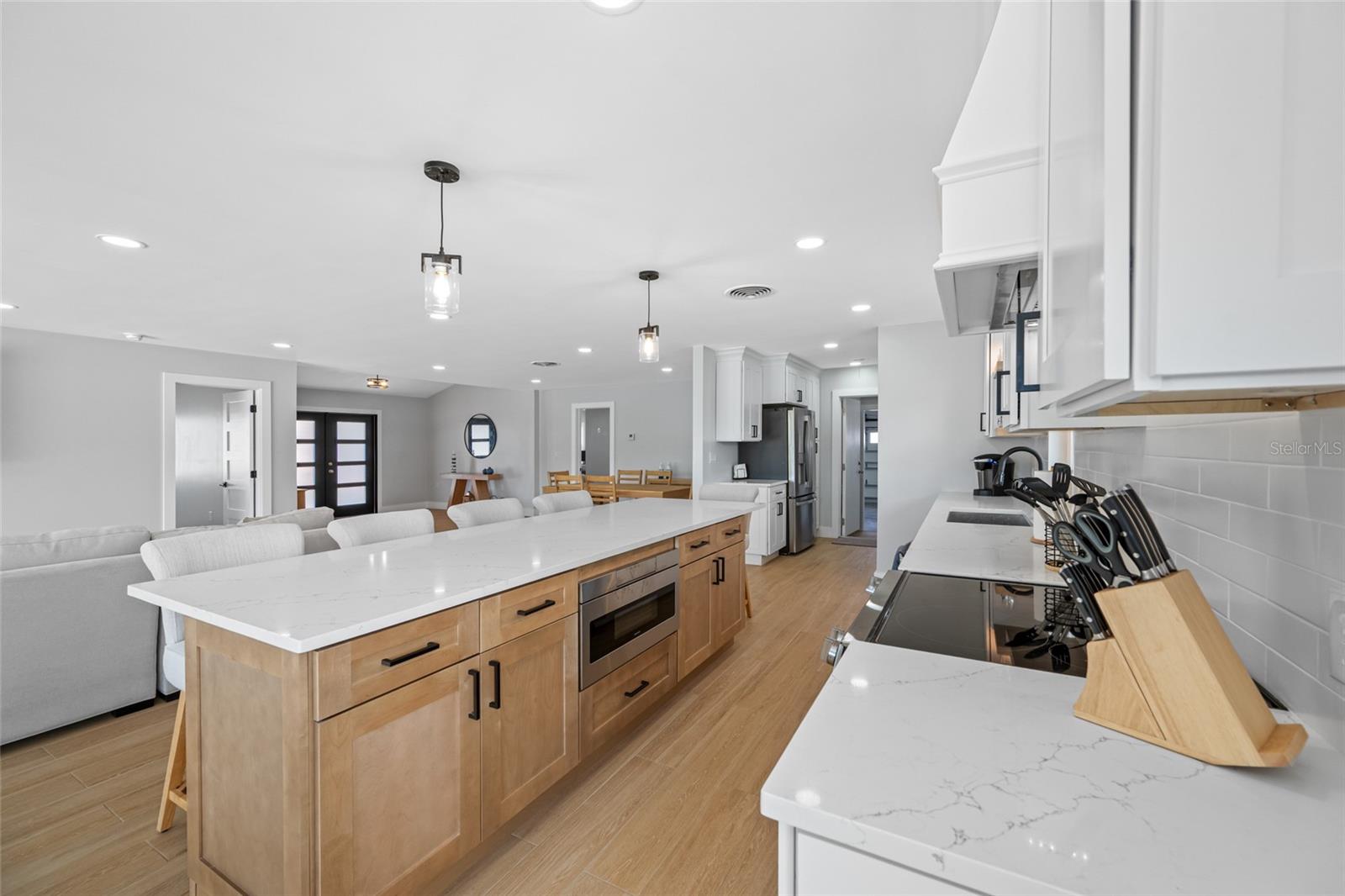 Image 16 of 57 For 370 59th Avenue