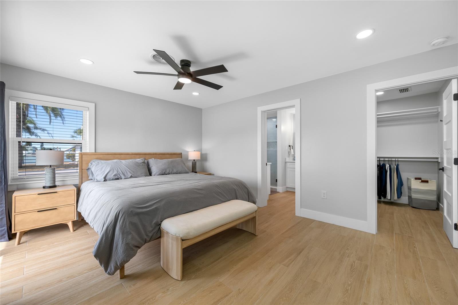 Image 29 of 57 For 370 59th Avenue