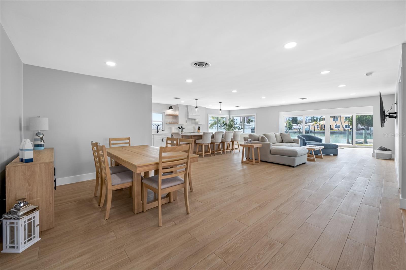 Image 8 of 57 For 370 59th Avenue