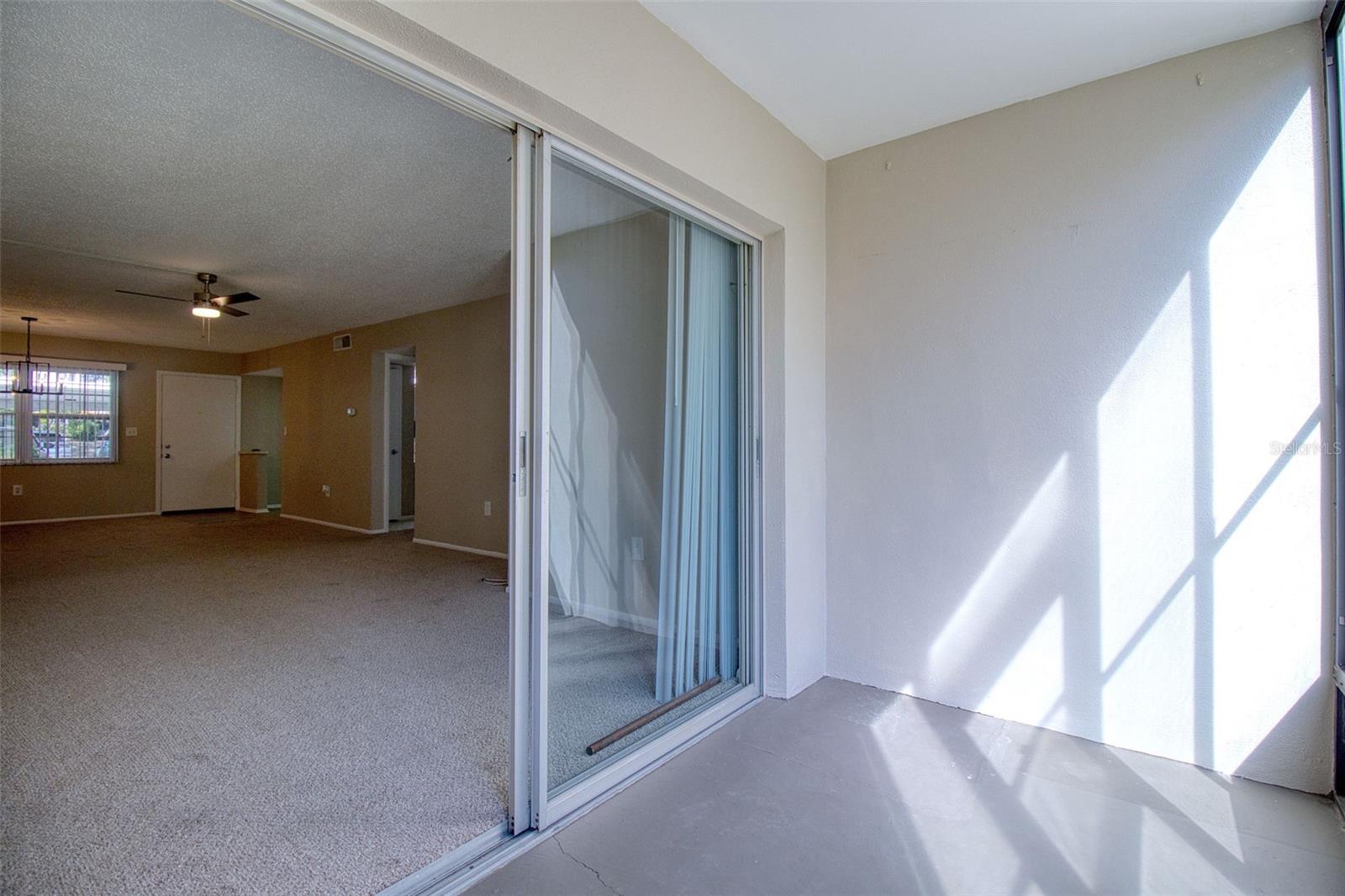 Image 16 of 34 For 865 Virginia Court 107