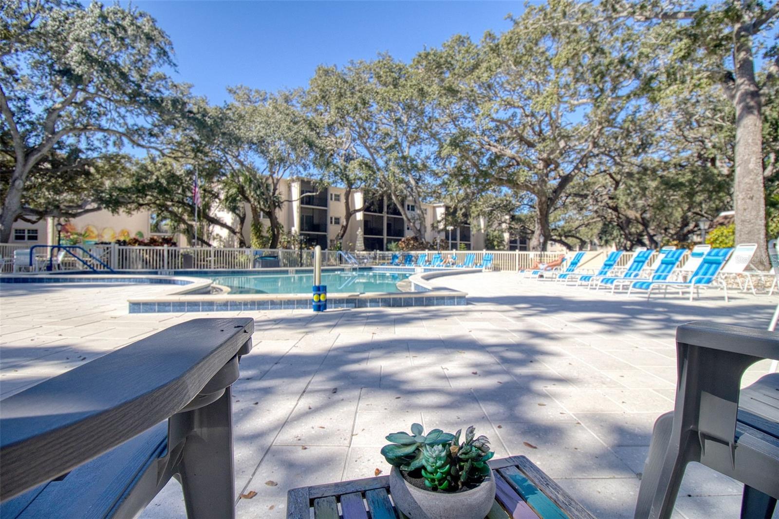 Image 19 of 34 For 865 Virginia Court 107