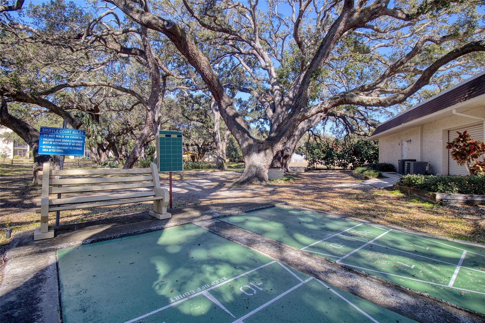 Image 22 of 34 For 865 Virginia Court 107