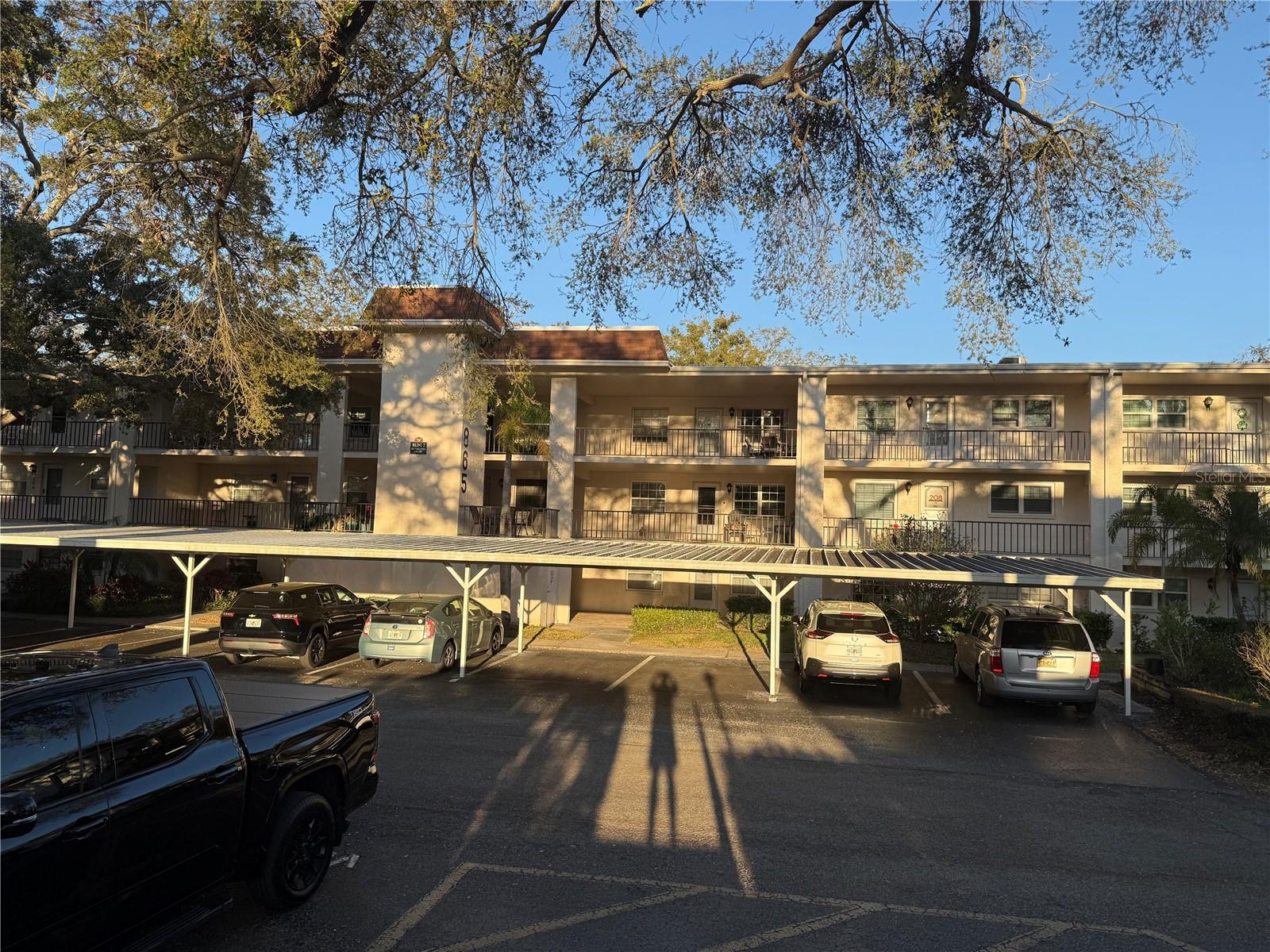 Image 33 of 34 For 865 Virginia Court 107