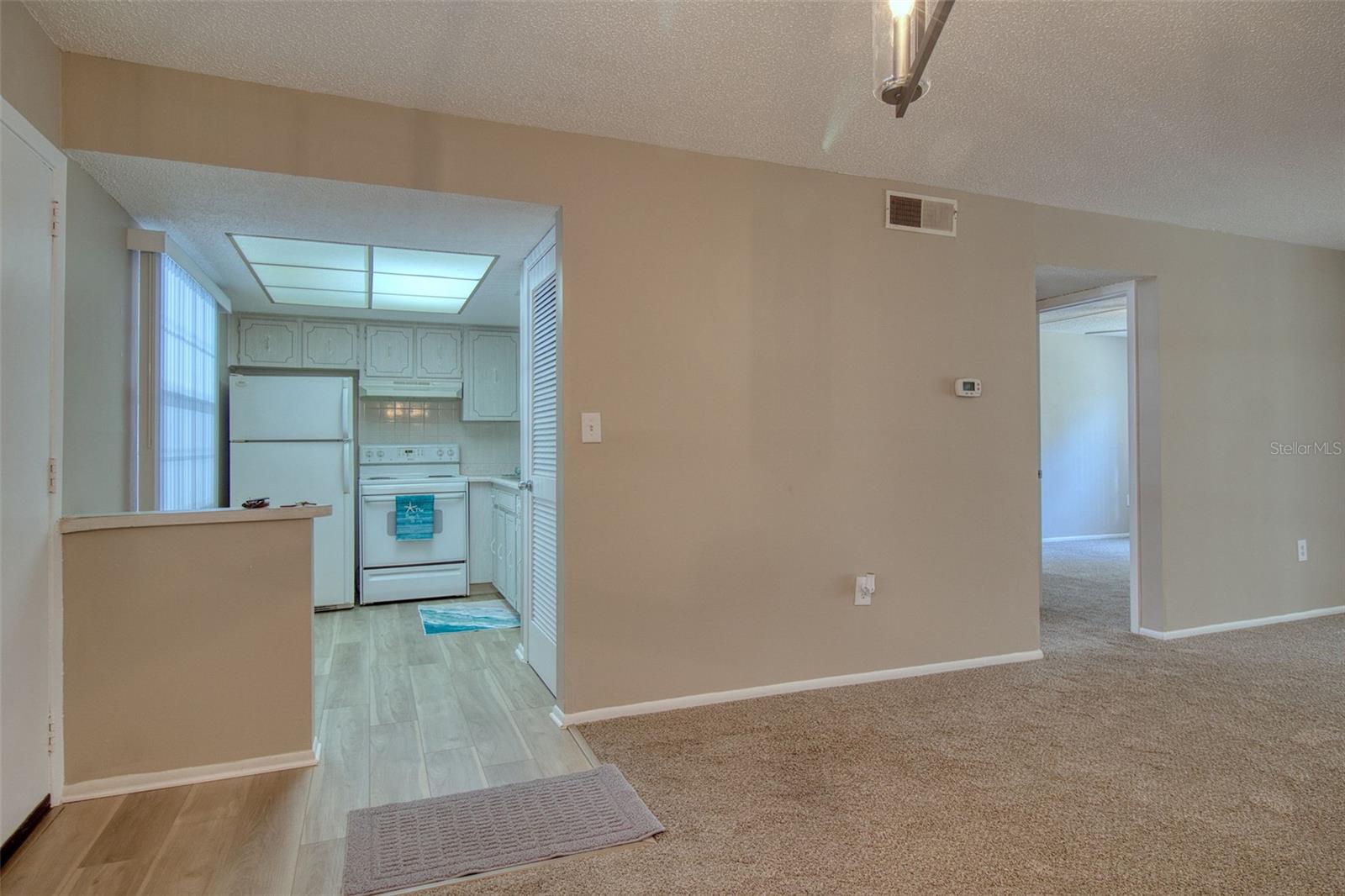 Image 9 of 34 For 865 Virginia Court 107