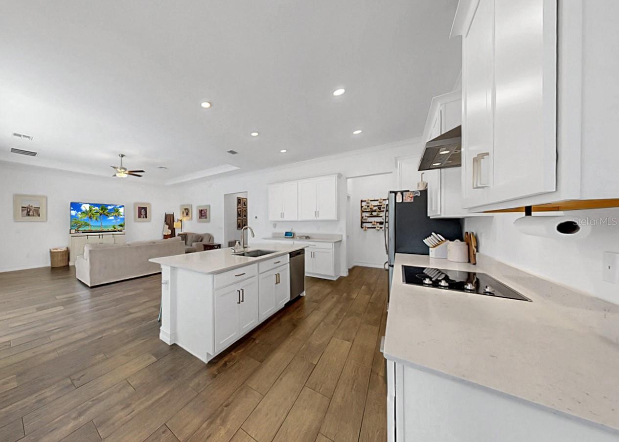 Image 18 of 80 For 12853 Bergstrom Bay Drive