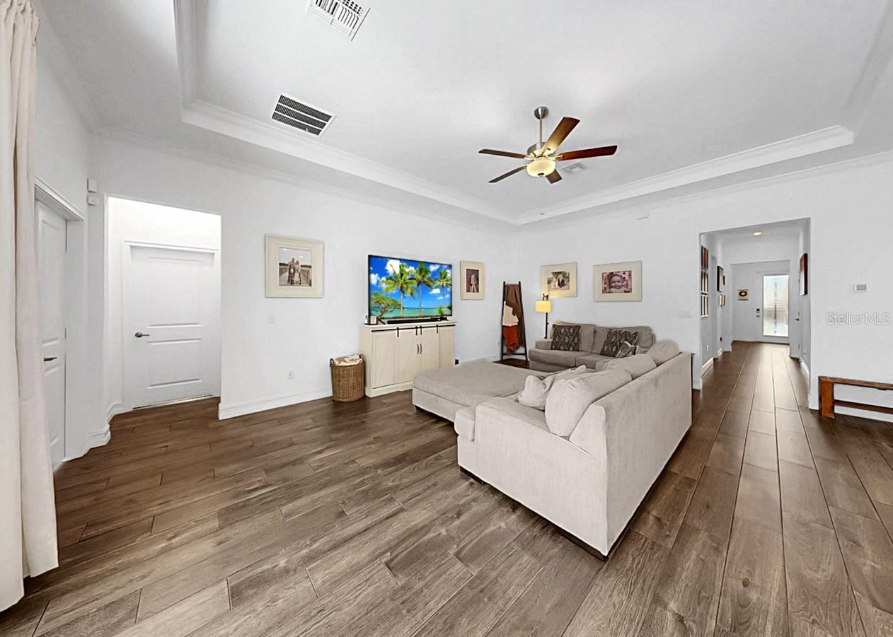 Image 28 of 80 For 12853 Bergstrom Bay Drive