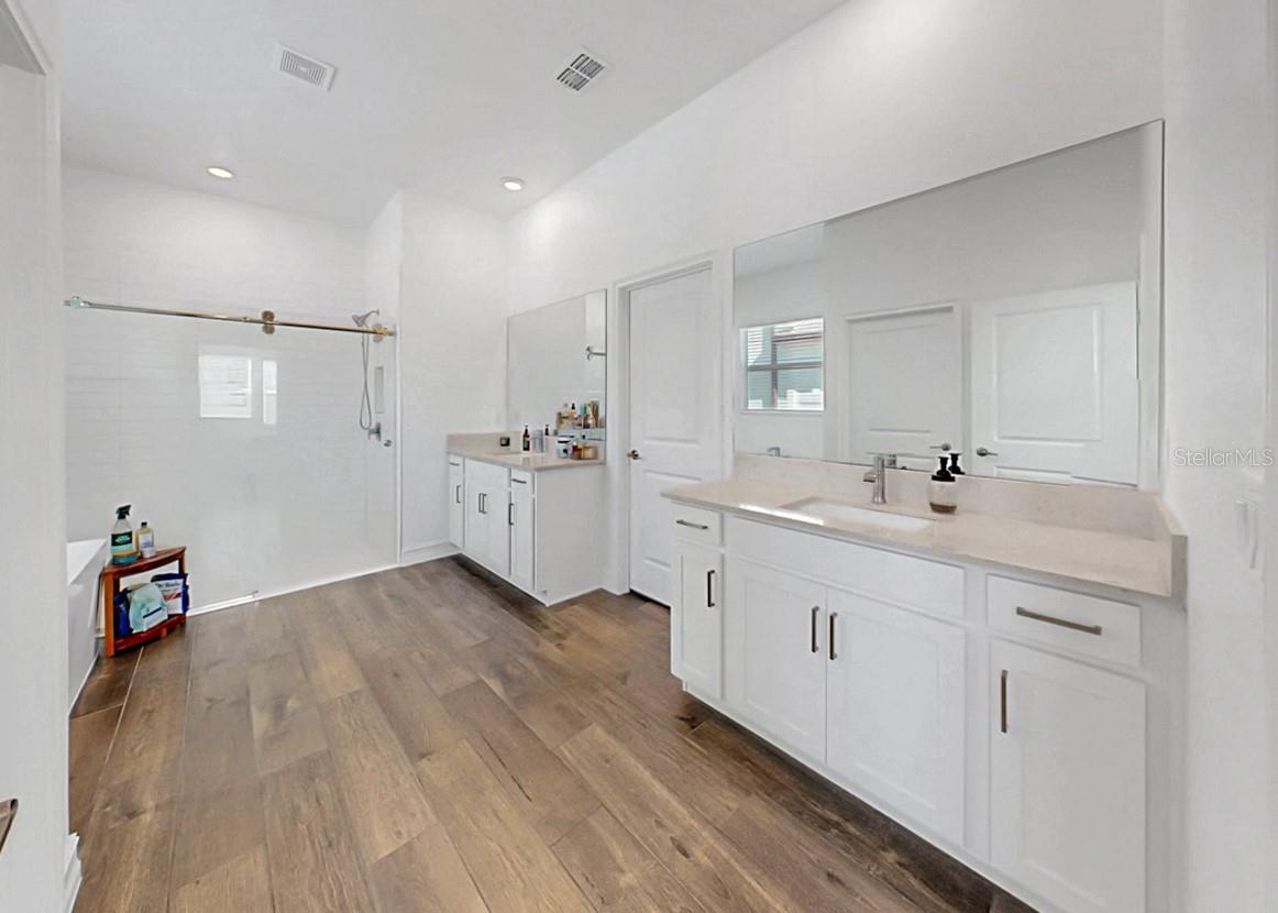 Image 37 of 80 For 12853 Bergstrom Bay Drive