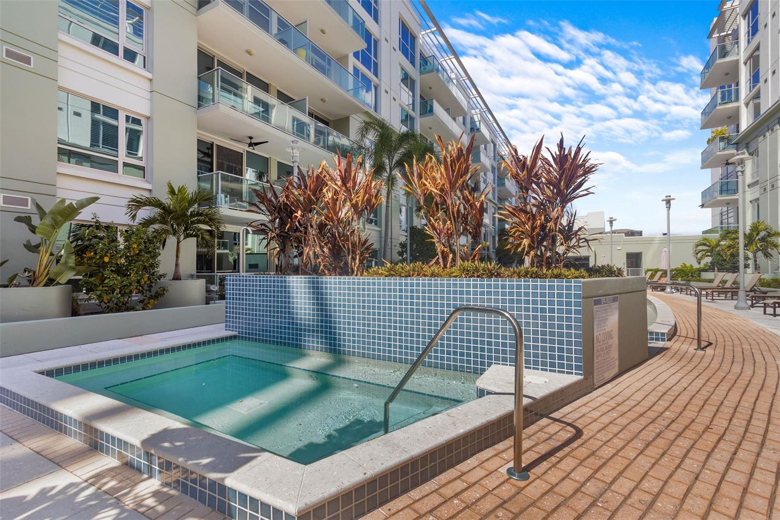 Image 25 of 32 For 111 12th Street 1602