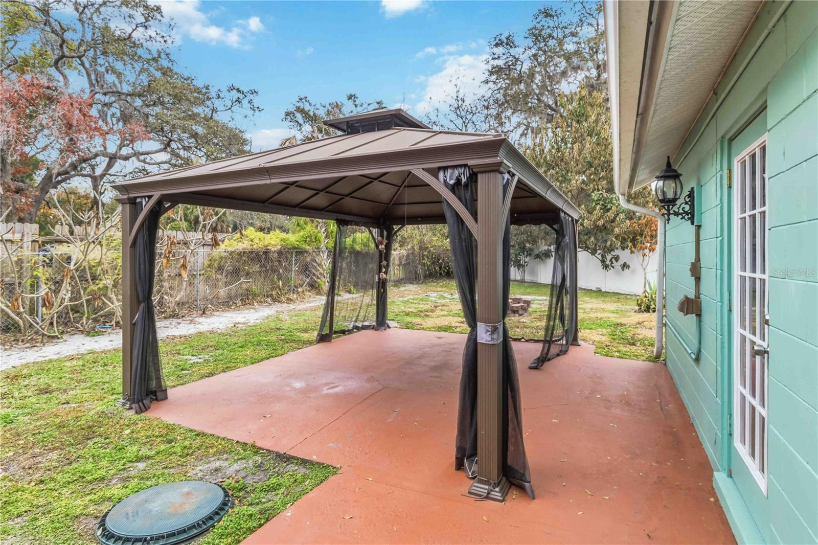 Image 21 of 28 For 5304 Rosecrest Circle