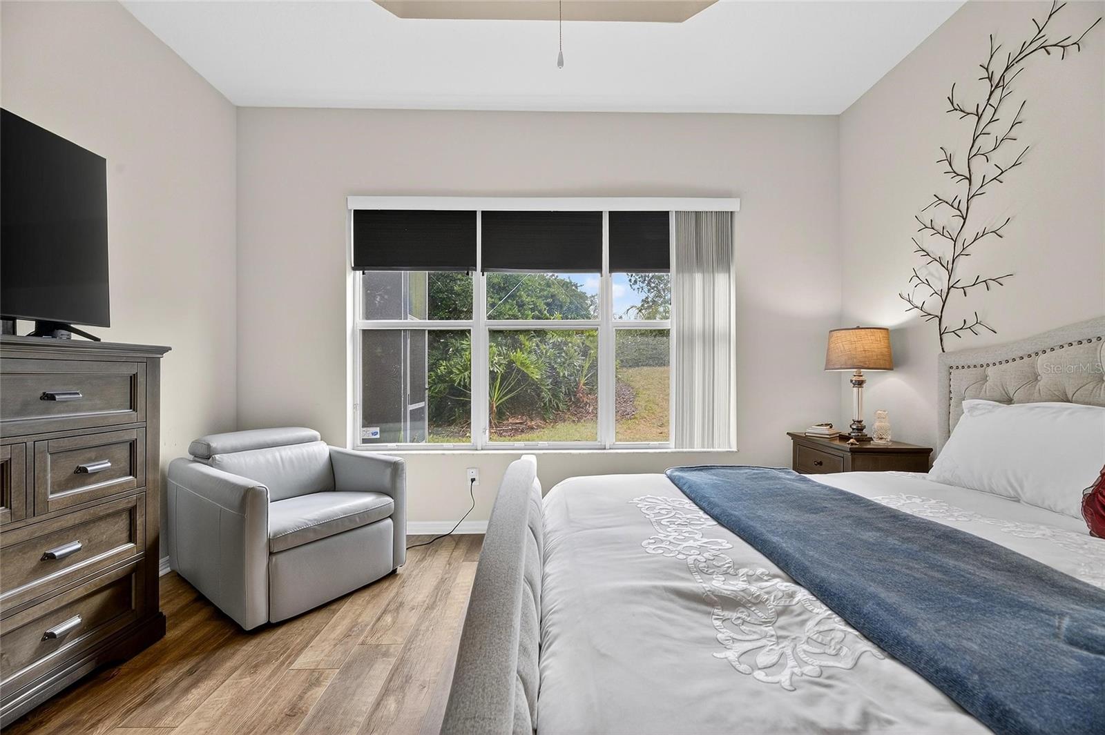 Image 19 of 59 For 15802 Cobble Mill Drive