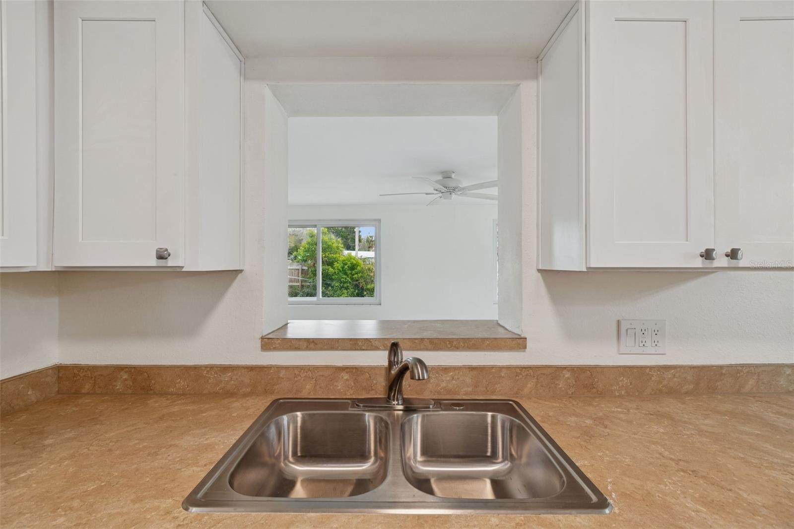 Image 18 of 70 For 7232 Dianne Drive