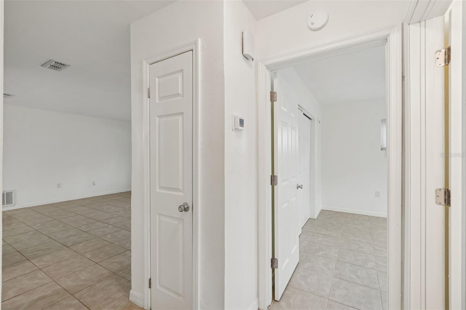 Image 28 of 70 For 7232 Dianne Drive