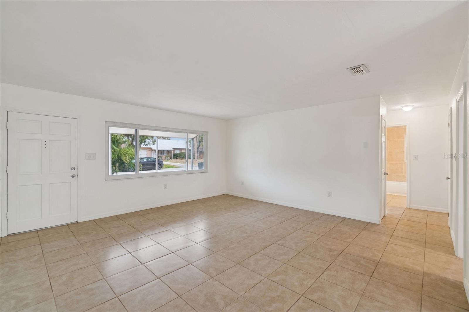 Image 6 of 70 For 7232 Dianne Drive