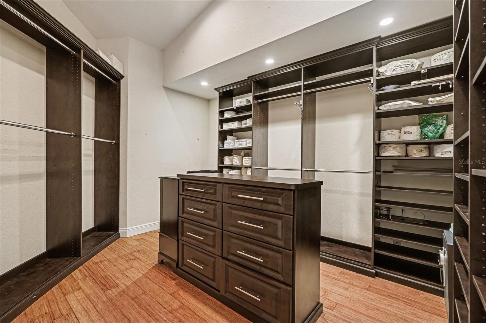 Image 15 of 42 For 840 3rd Avenue S