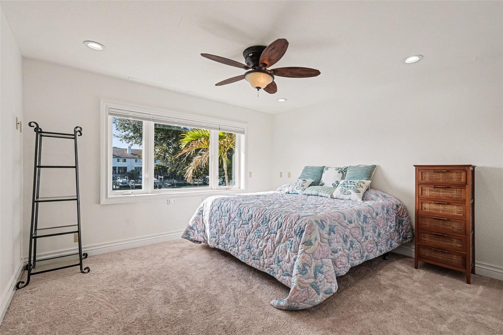 Image 20 of 42 For 840 3rd Avenue S