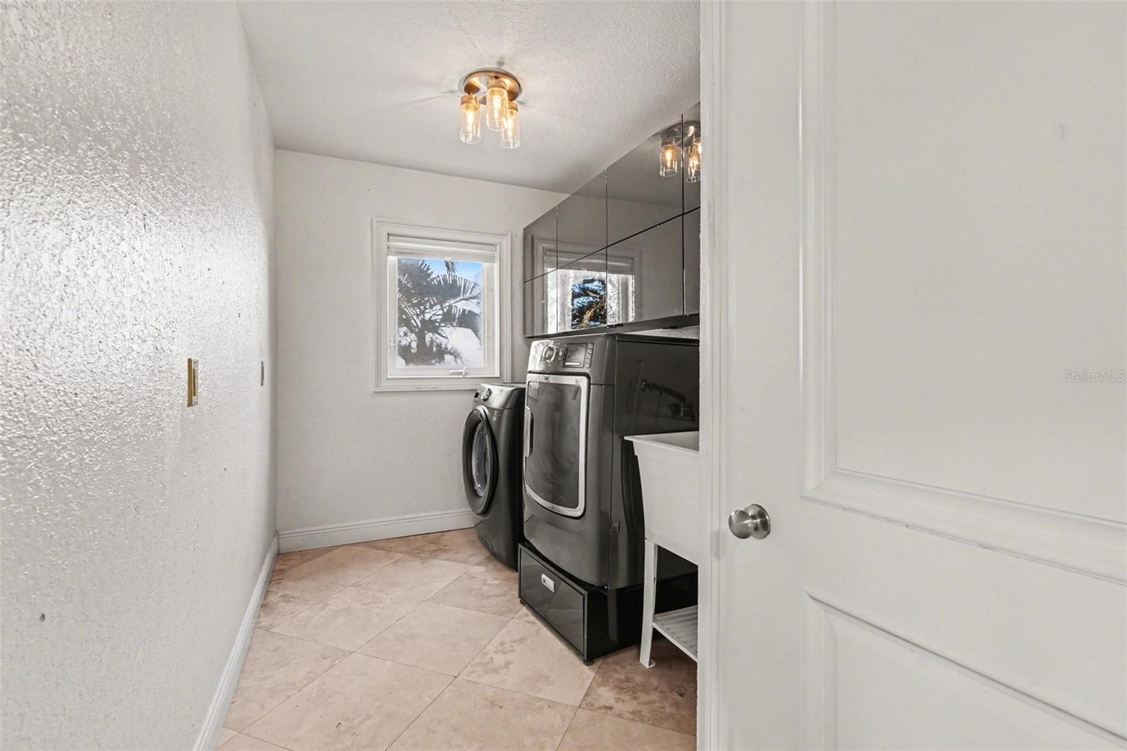 Image 24 of 42 For 840 3rd Avenue S