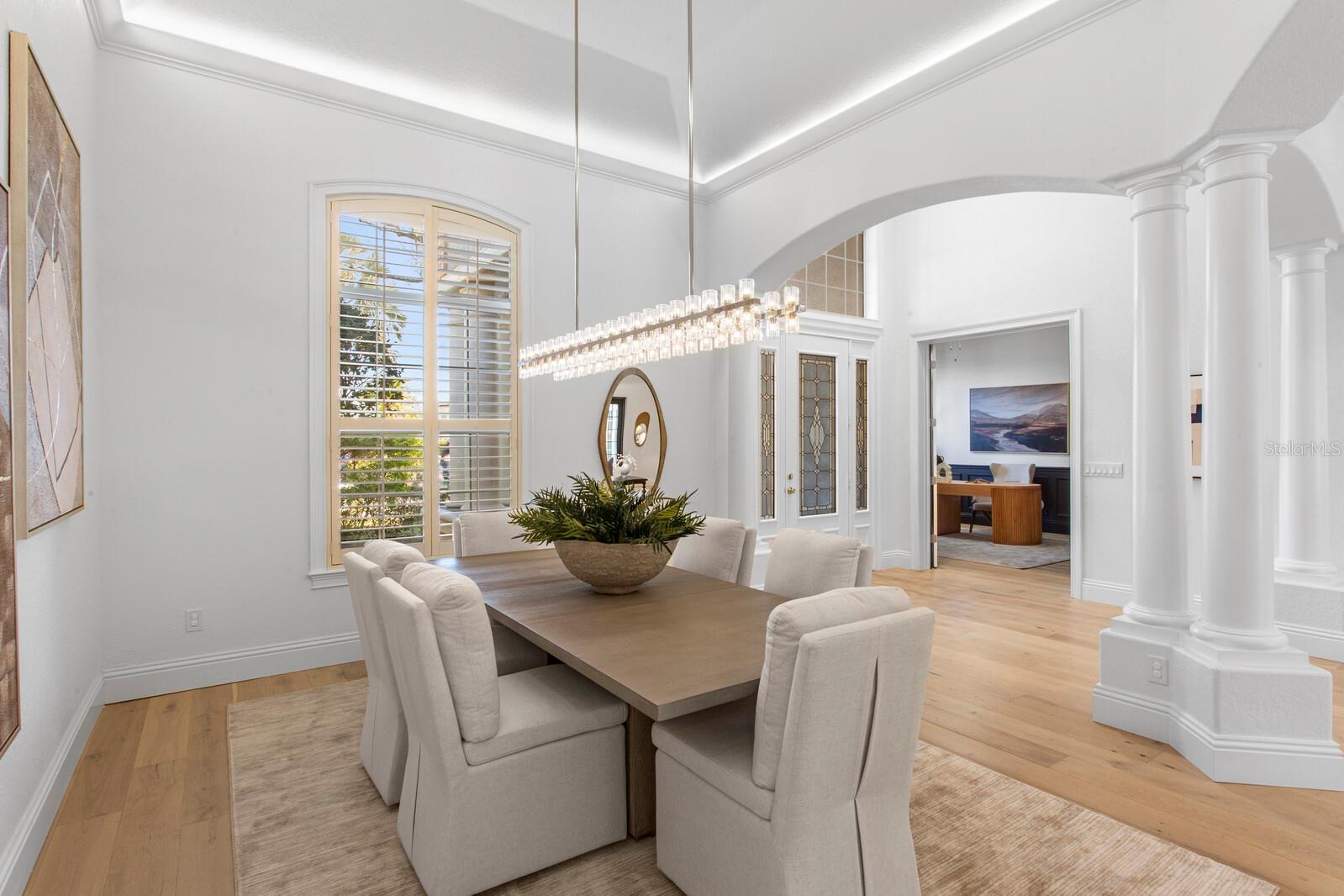 Listing photo id 8 for 9916 Menander Wood Court