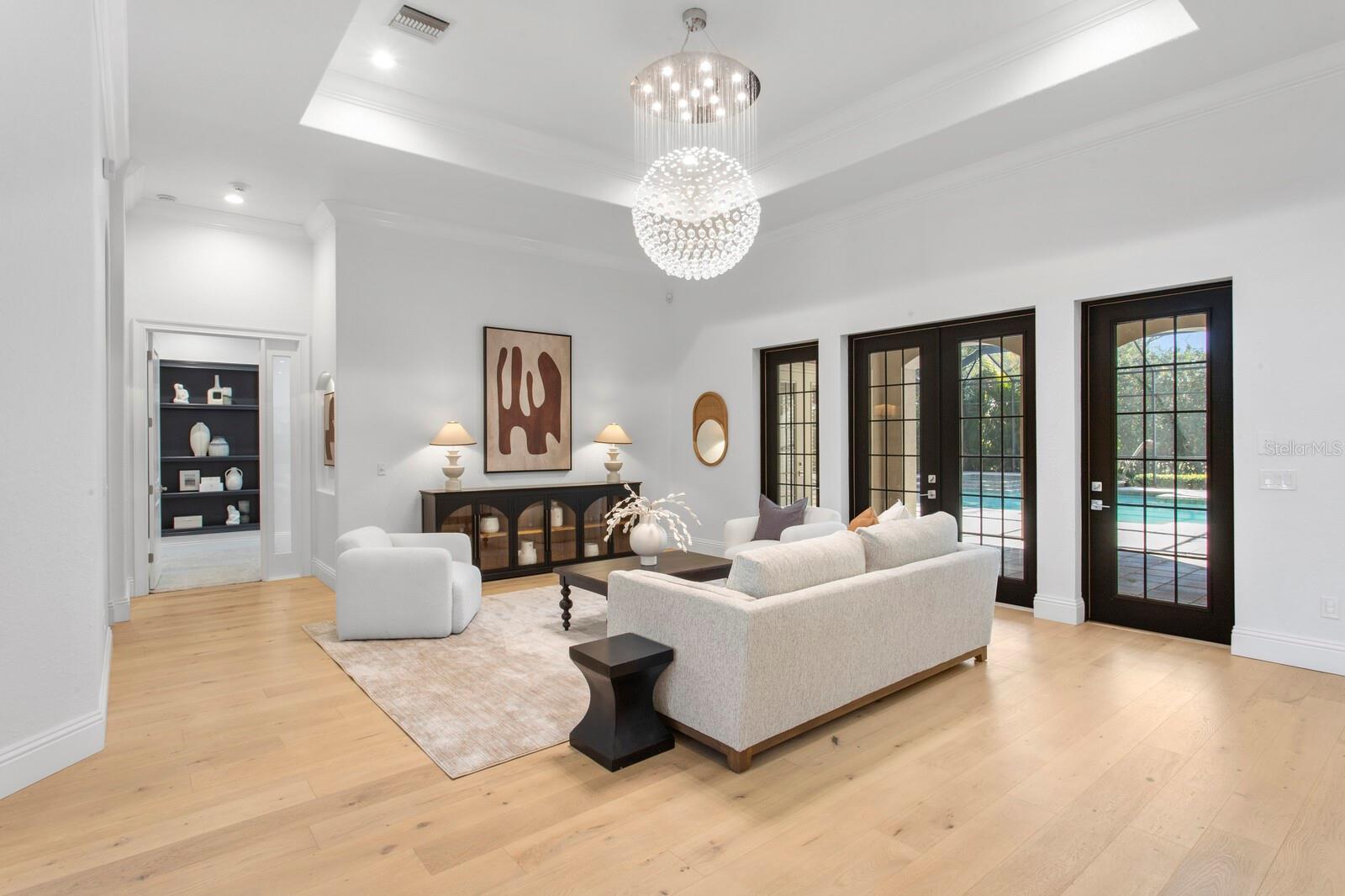 Listing photo id 9 for 9916 Menander Wood Court