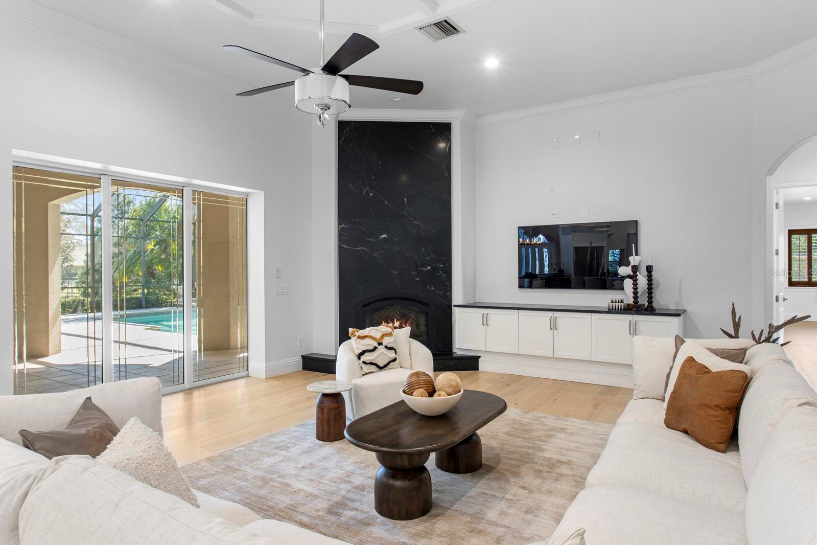 Listing photo id 25 for 9916 Menander Wood Court