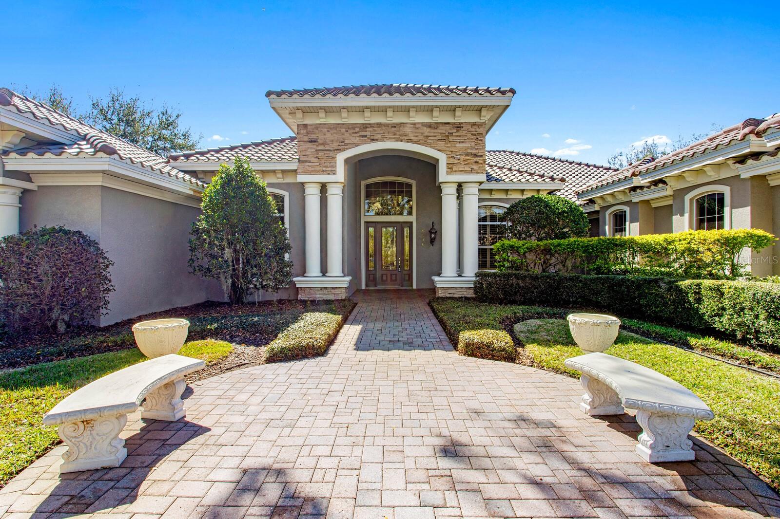 Listing photo id 2 for 9916 Menander Wood Court